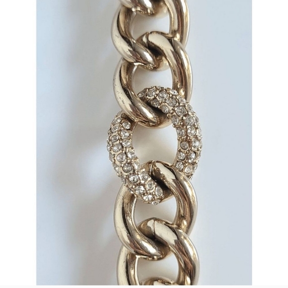 Victoria Secret Chain Link Bracelet. - Picture 8 of 12